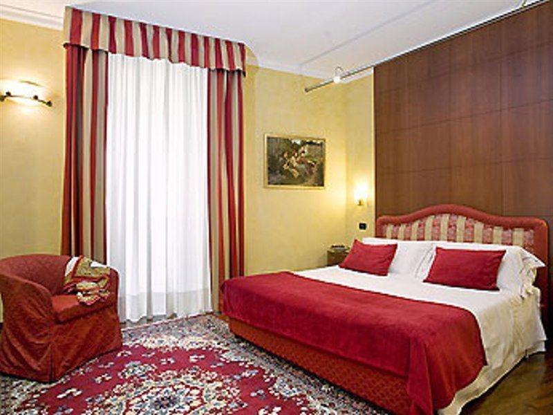 Hotel Royal Torino Centro Congressi Room photo